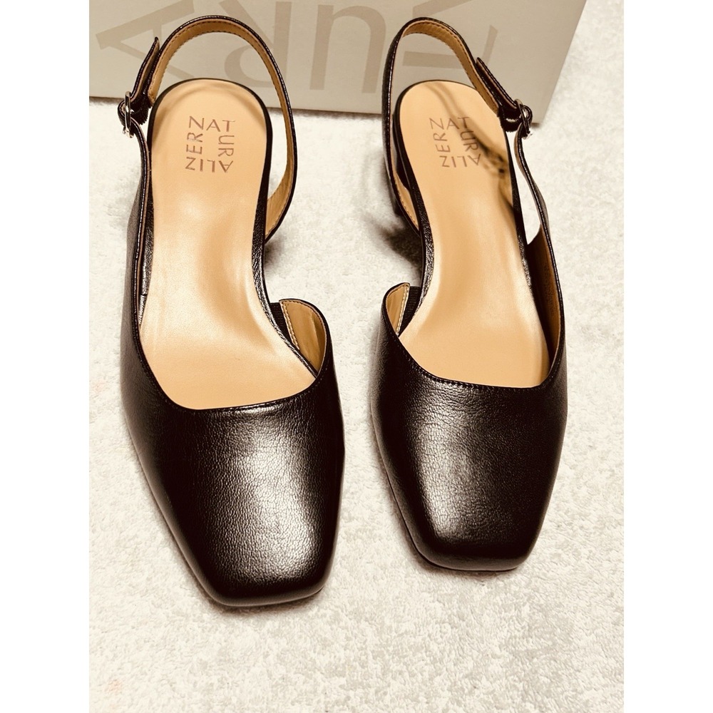 Naturalizer Women's Jayla Low Heel Slingback Black Leather Pump 8.5 WW Comfort - Picture 2 of 10